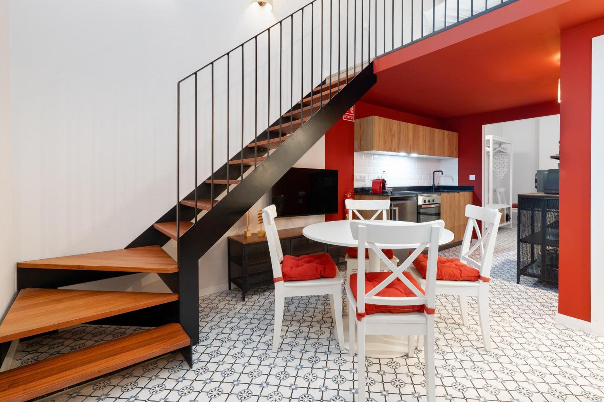 The Little Village Apartments Valencia Exterior photo